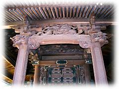 産財氷川神社本殿の画像