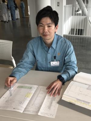 先輩職員（技術職（建築））
