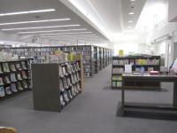 柳瀬川図書館1階内観写真1
