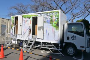 トイレトラックの写真