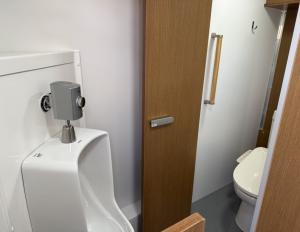 男性用トイレの便器写真