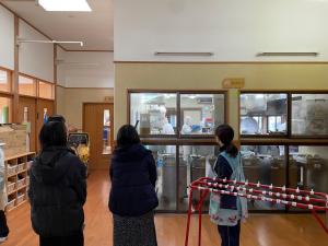 体験様子(調理室見学)